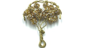 árbol de la vida con esferas de cristales